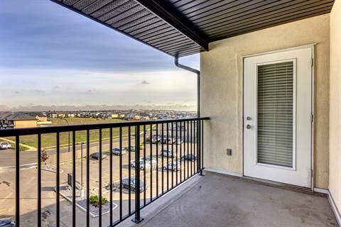 Montrose Manor - Incredible 3 Bedroom Apartment Apartment for Re 4