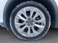 THIRD ROW LUXURY SUV, CLEAN CARFAX Elevate your journeys with this 2025 Mazda CX-90 GT AWD, a premiu... (image 8)