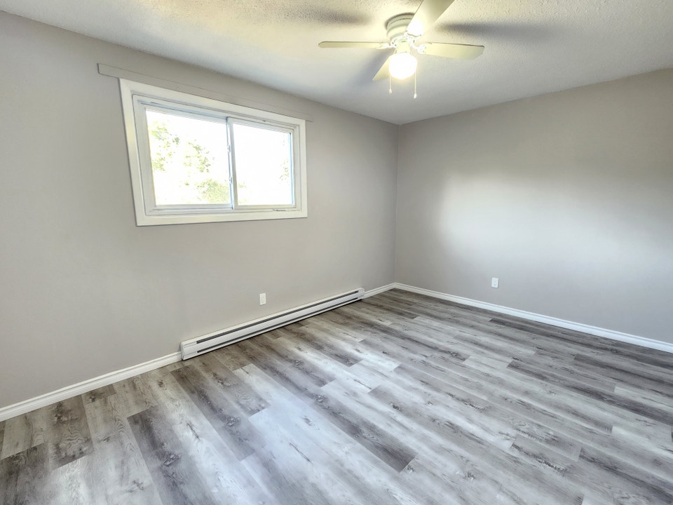 Move Into This Gorgeous Renovated 2 Bedroom with Balcony 3