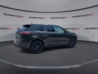 Built for drivers who want real power and everyday comfort, this used 2023 Ford Edge ST AWD is a spo... (image 7)