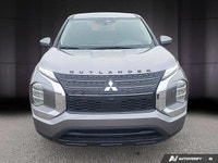 Le Mitsubishi Outlander 2022 se distingue par son design entièrement renouvelé et audacieux. Avec sa... (image 9)