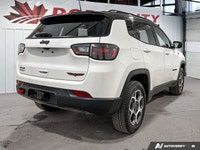 This Jeep Compass delivers a Regular Unleaded I-4 2.4 L/144 engine powering this Automatic transmiss... (image 4)