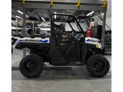 2023 Polaris RANGER KINETIC ULTIMATE Polaris RANGER KINETIC ULTIMATE 2023 Les photos peuvent être à...