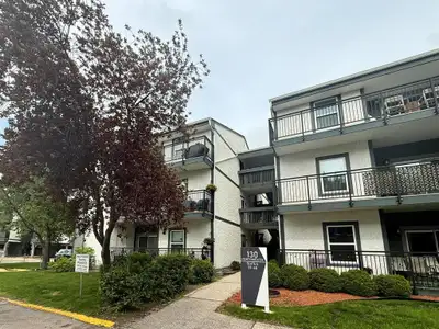 1E//Winnipeg/Showings start now, Offers July 13th. Your search for the perfect condo ends here! Welc...