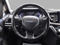 SAFETY INCLUDED ACCIDENT FREE SERVICE RECORDS 7 PASSENGERS Very Clean Chrysler Pacifica S Hybrid Wit... (image 8)