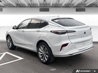 Experience refined style and modern efficiency with the *2025 Buick Envista Avenir*, featuring *24,3... (image 3)