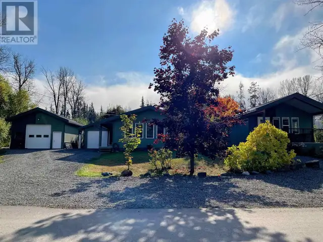 593 COLUMBIA STREET Smithers, British Columbia in Houses for Sale in Smithers - Image 2