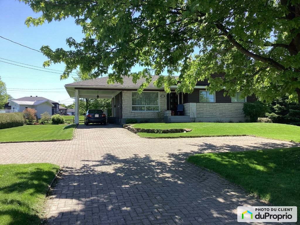 $349,000 - Bungalow for sale in St-Bernard — photo 2