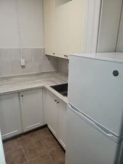 2-Bedroom apartment for rent by the lake The building is located in a nice neighbourhood in south Et...