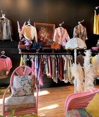 THIFT/VINTAGE SPACE Available in GORGEOUS BOUTIQUE