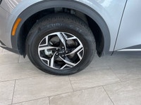 ===== Key Features ===== * 62,326 km * LX Trim * All-Wheel Drive (AWD) * I-4 Engine * Seating for 5... (image 7)