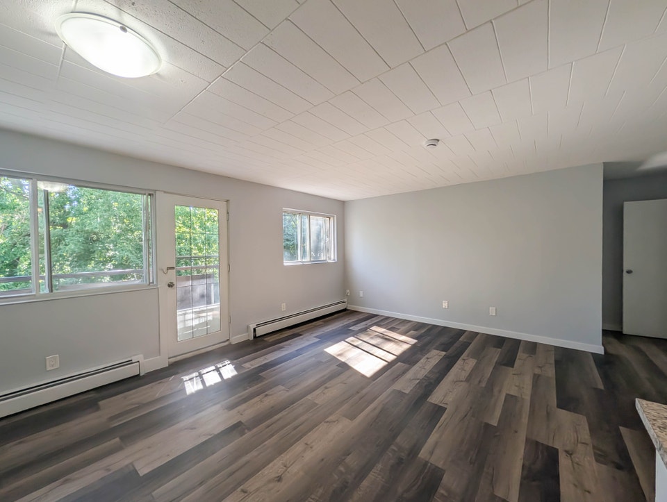 2B Arlington Ave, St. Catharines (309) - 1 Bedroom Apartment 2