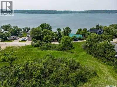 Located on the north shores of Last Mountain Lake, 38 Lakeshore Drive offers an ideal setting to bui...