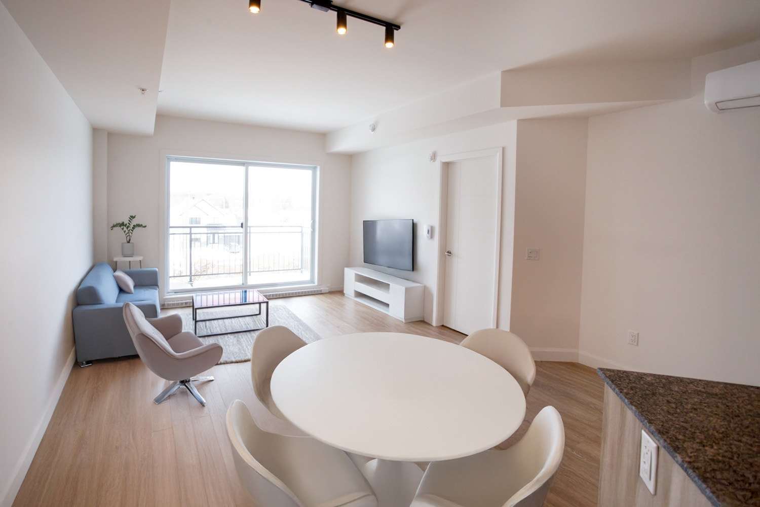 37 avenue des Cascades — photo 3