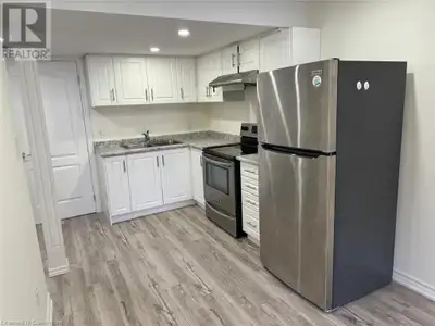 43 CURZON Crescent Guelph, Ontario