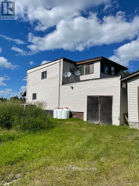 7595 HWY 17 Sudbury Remote Area, Ontario in Houses for Sale in Timmins - Image 2