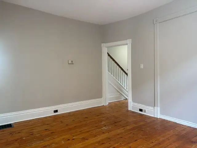 DOWNTOWN STUDENT HOME - ALL INCLUSIVE $750/month63236064473603122