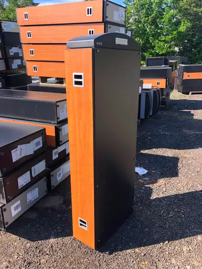 Casier vestiaire en mélanine (1 porte), View more