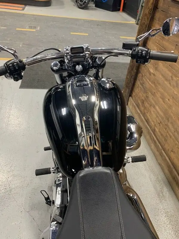 2024 Harley-Davidson Breakout 117 in Street, Cruisers & Choppers in Oshawa / Durham Region - Image 5