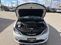 2015 Chrysler 200 C – Luxury Meets Performance | Loeppky Auto Sales Turn heads and drive in comfort... (image 9)