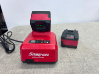 Batterie Snap-On 18V 3.0Ah Lithium CTB7185 x2 + Chargeur CTC720