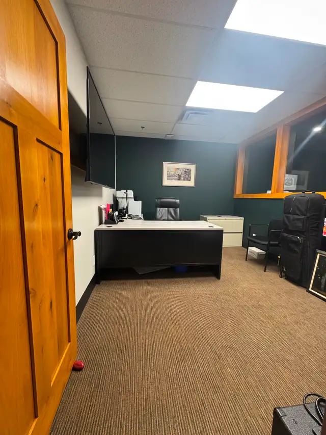 Office for Rent in Old City Quarter in Commercial & Office Space for Rent in Nanaimo - Image 3