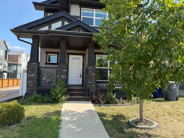 Brighton 3 Bedroom Full Home with Garage