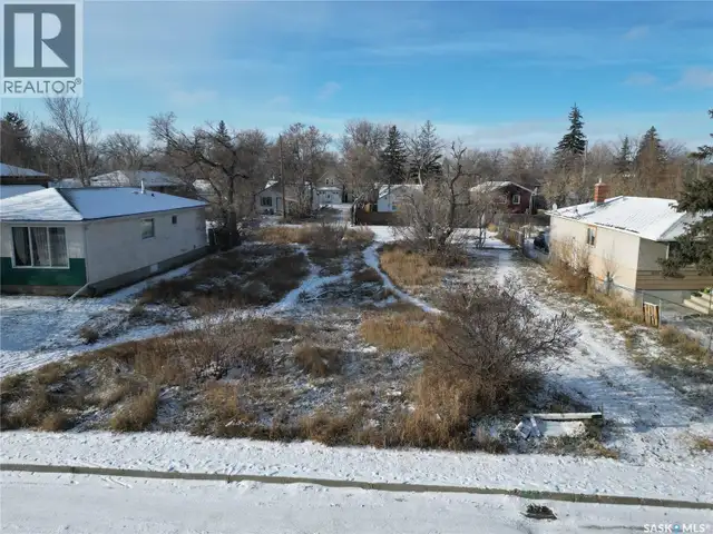 820 Robinson STREET Regina, Saskatchewan in Land for Sale in Regina - Image 4