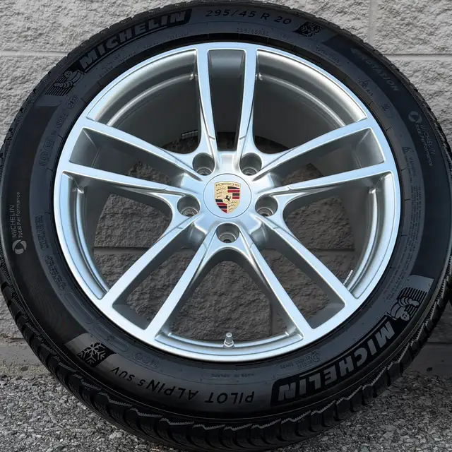 (97%) 4x Porsche Cayenne 20" OEM Winter Wheels Package in Tires & Rims in City of Toronto - Image 3