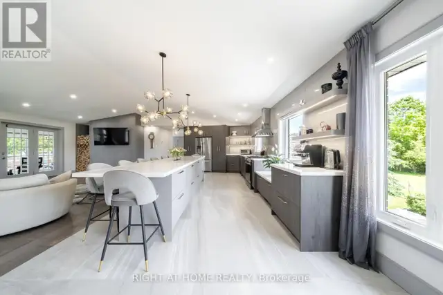560 CONCESSION ROAD 15 W Tiny, Ontario in Houses for Sale in Barrie - Image 15