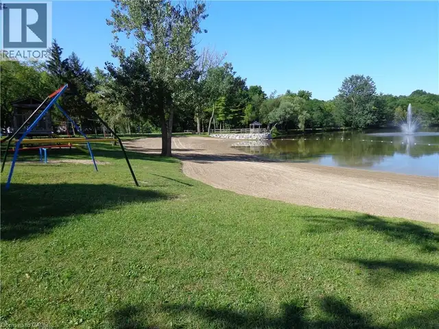 1652 PUDDICOMBE Road Unit# 422 New Hamburg, Ontario in Houses for Sale in Kitchener / Waterloo - Image 21
