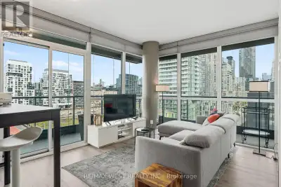 Not all downtown condos are created equal. Suite 1002 at The Garrison is a good example of why. Set...