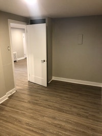 This prime location is within walking distance of all the nearby neighborhood amenities such as; Atl... (image 7)