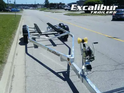 <b>Excalibur BT6000 Tandem Axle Ski Boat Trailer</b> <b>6000lbs total boat capacity</b> <b>Features:...