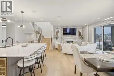 5 BEDROOMS | TRIPLE CAR GARAGE | WALK OUT BASEMENT | BACKS TO GREEN SPACE | OPEN HOUSE SUN, APR 26,...