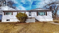401 Walsh STREET Maple Creek, Saskatchewan Swift Current Saskatchewan Preview
