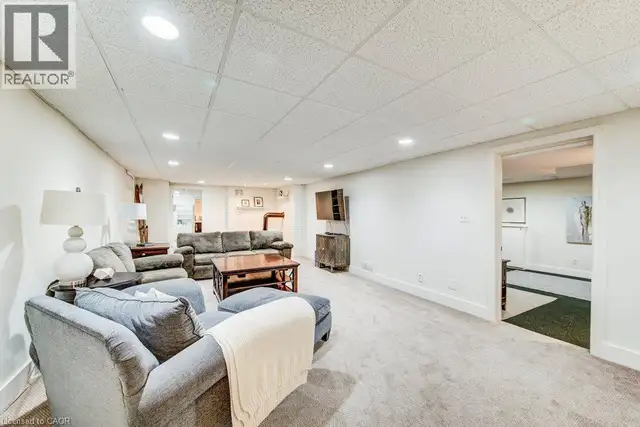 345 OLD STONE Road Waterloo, Ontario in Houses for Sale in Kitchener / Waterloo - Image 25