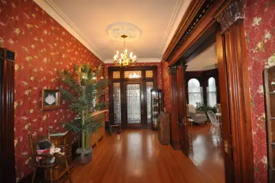 Fabulous main floor flat in Heritage Building on corner of Inglis and South Park Streets. Built in t...