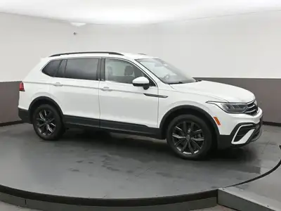 See Dealer Website for Details. 2022 Volkswagen Tiguan COMFORTLINE 4 Motion HEATED SEATS | APPLE CAR...