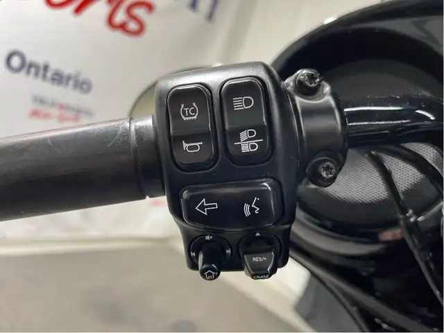 2021 Harley-Davidson Street Glide Special CANADIAN HARLEY/STAGE  in Sport Touring in North Bay - Image 21