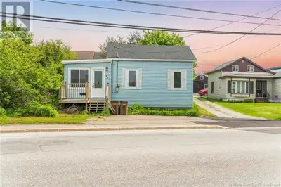 Welcome to this beautifully renovated 2-bedroom, 1-bathroom home located in the heart of East Saint...