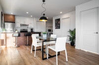 Plusieurs promotions en cours, détails au bureau de location. Situé dans le quartier revitalisé de D... (image 1)