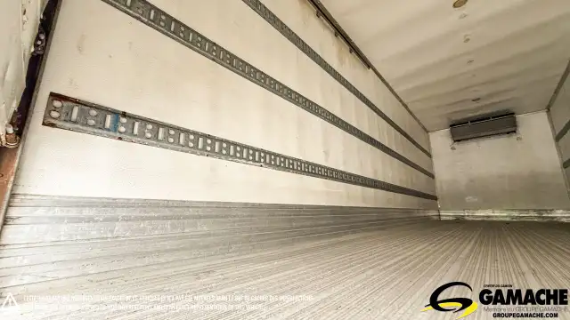 2018 INTERNATIONAL 4400 REEFER TRUCK WITH TAILGATE in Heavy Trucks in Oshawa / Durham Region - Image 16