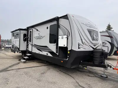 Added Options: Mountain Storage System /2" Rec. Hitch & Toy-Lok), 12V Heat Pad (Fresh Water Tank), D...