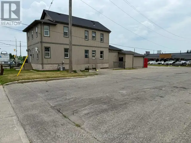 690 HALE STREET London East (East N), Ontario in Commercial & Office Space for Rent in London - Image 3