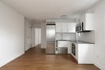 renovated one bedroom, Church and Wellesley - ID 500, View more