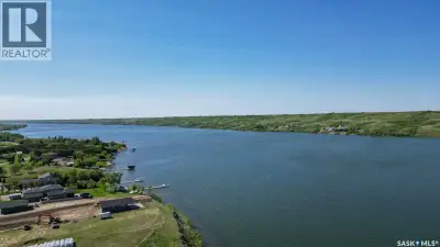 A beautiful life awaits you! Stunning lakefront, lake view, legacy, lot! Your dream property will ha...