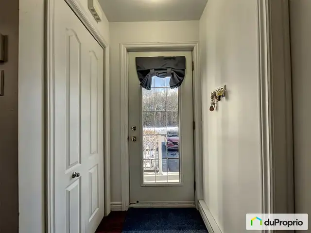 $550,000 - Bungalow for sale in St-Felix-De-Valois in Houses for Sale in Laval / North Shore - Image 7