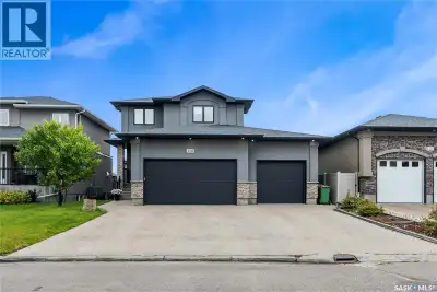 Built by Kratz, this updated 5-bedroom, 3.5-bathroom home in The Creeks blends modern style with eve...