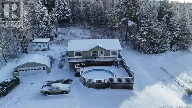 4506 Hwy 102 Upper Kingsclear, New Brunswick in Houses for Sale in Fredericton - Image 3